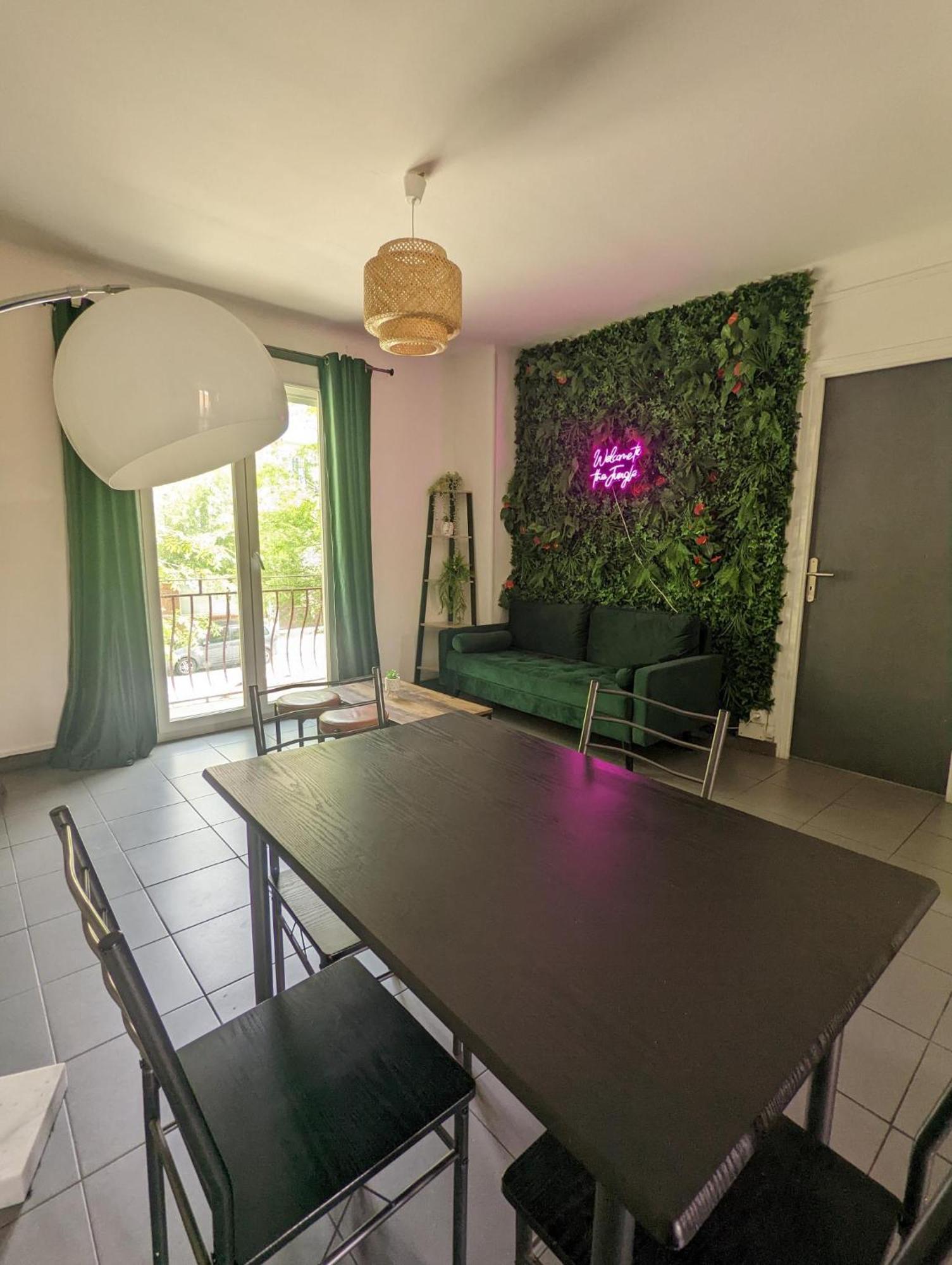 La Jungle Urbaine Avec Garage Prive & Climatisation Appartement Perpignan Buitenkant foto